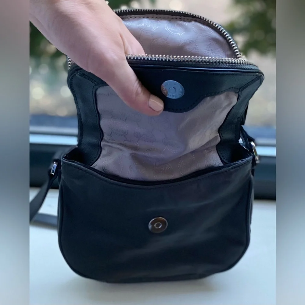 Michael Kors Purse - Picture 6 of 9